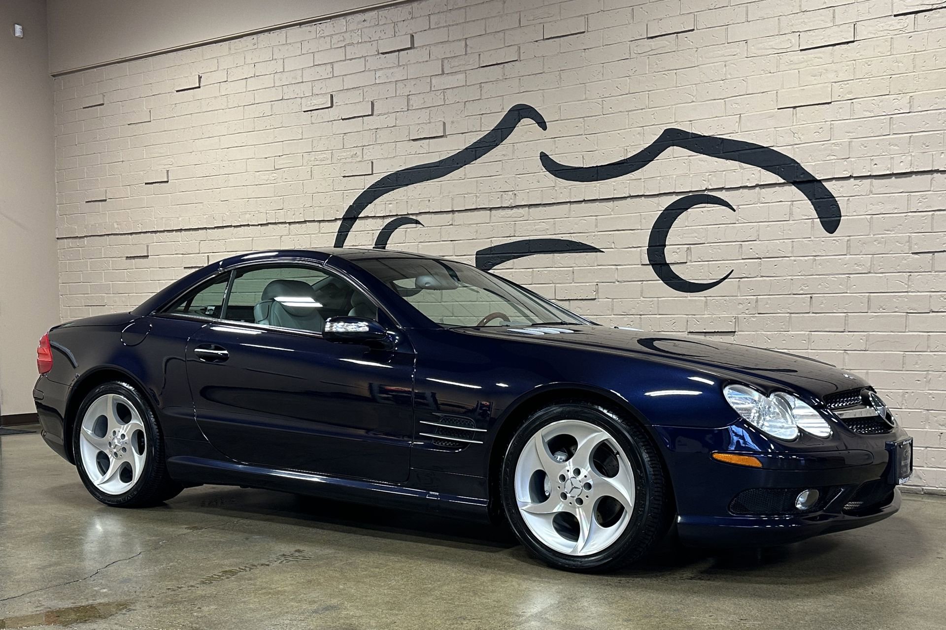 Used 2004 Mercedes-Benz SL 500 image 2