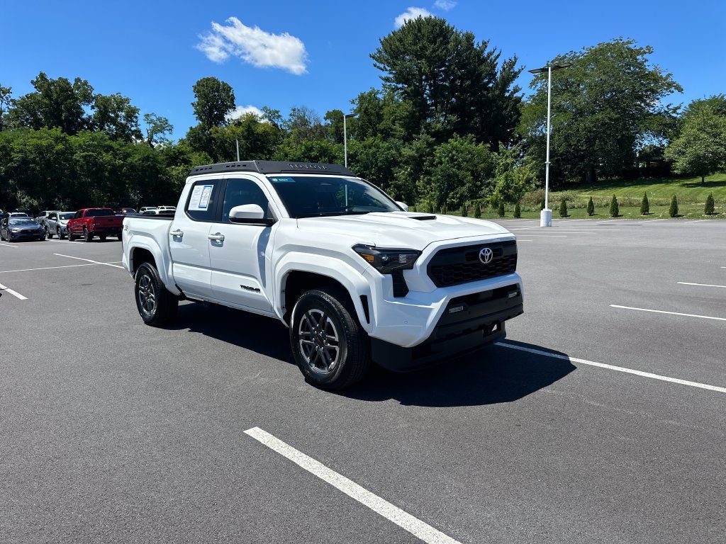 Used 2024 Toyota Tacoma TRD Sport w/ TRD Sport Upgrade Package