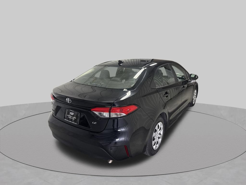 Used 2024 Toyota Corolla LE FWD image 6