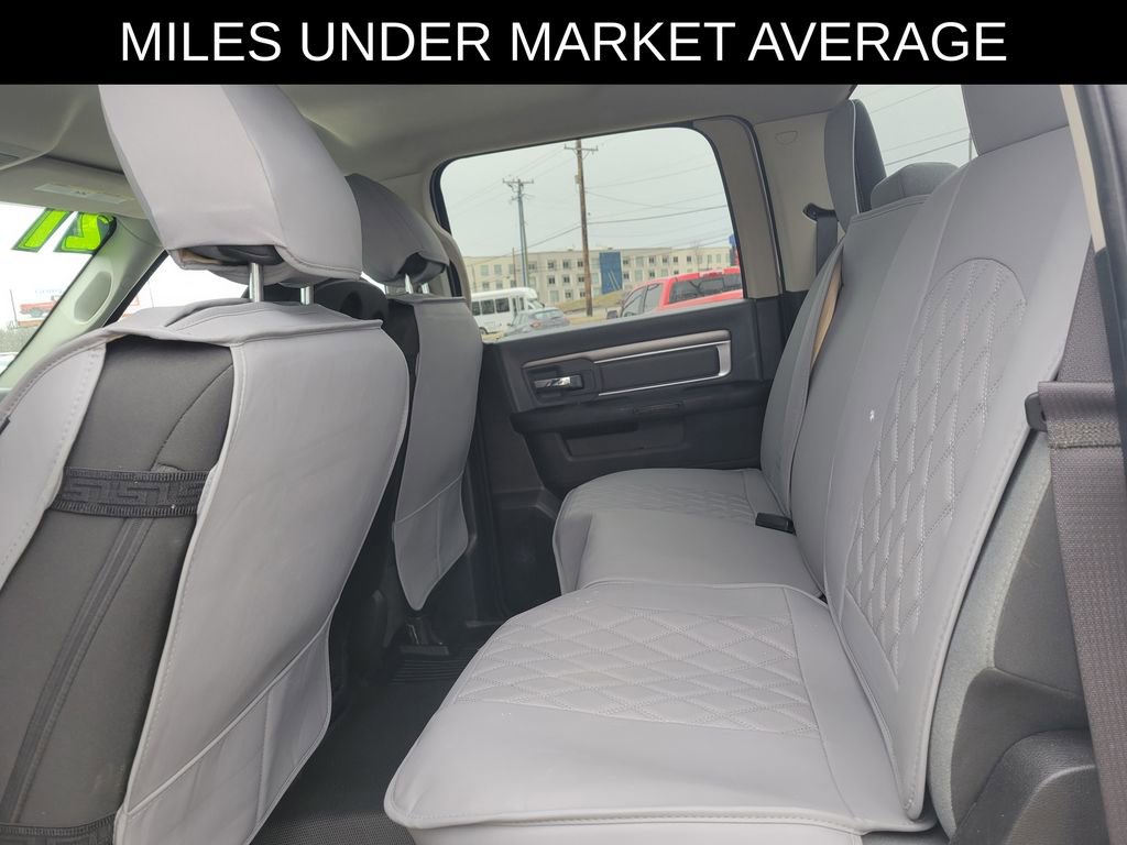 Used 2021 RAM 1500 Classic SLT image 9