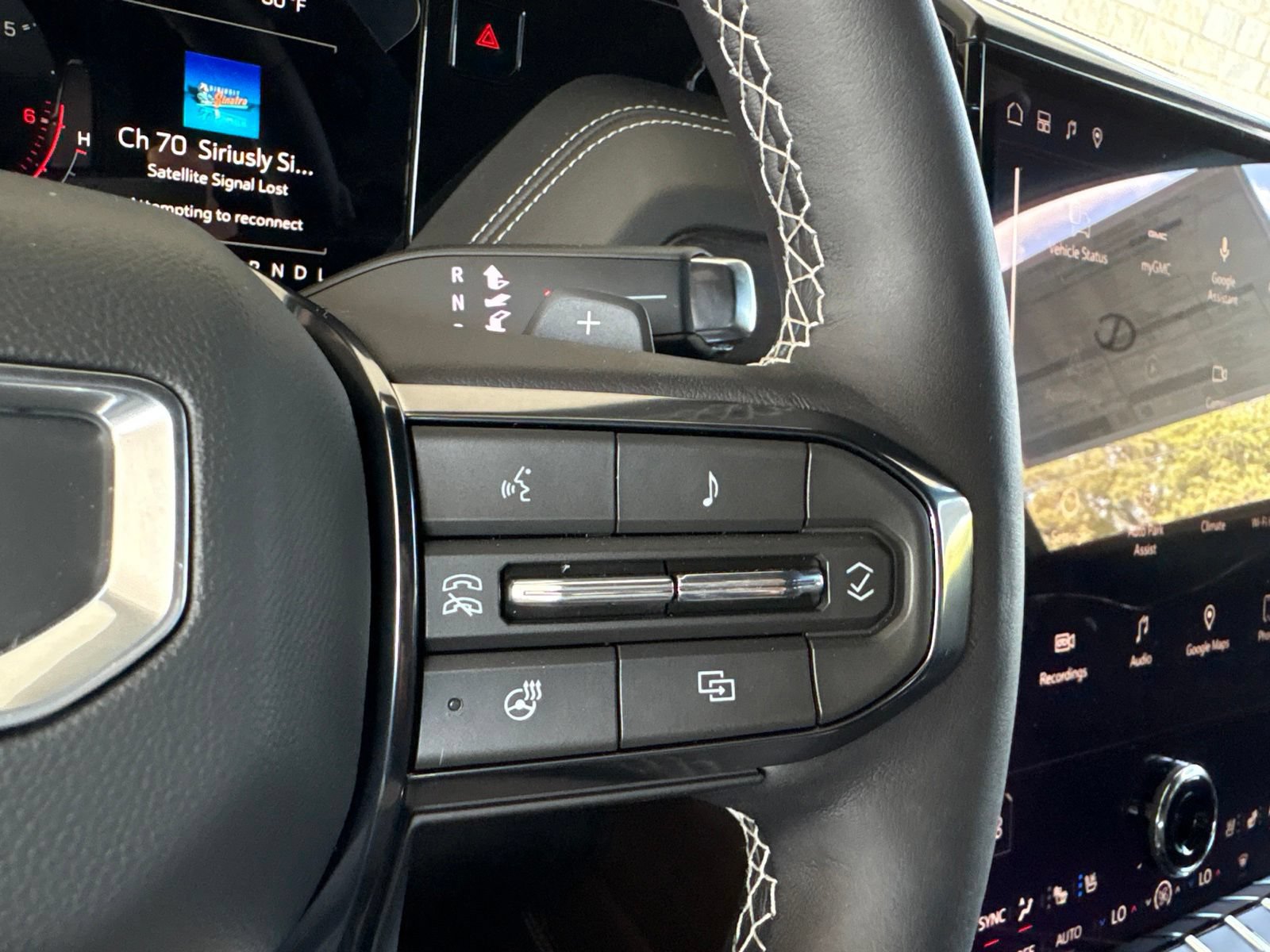 New 2026 GMC Yukon XL Denali Ultimate w/ LPO, Floor Liner Package AWD/4WD image 38