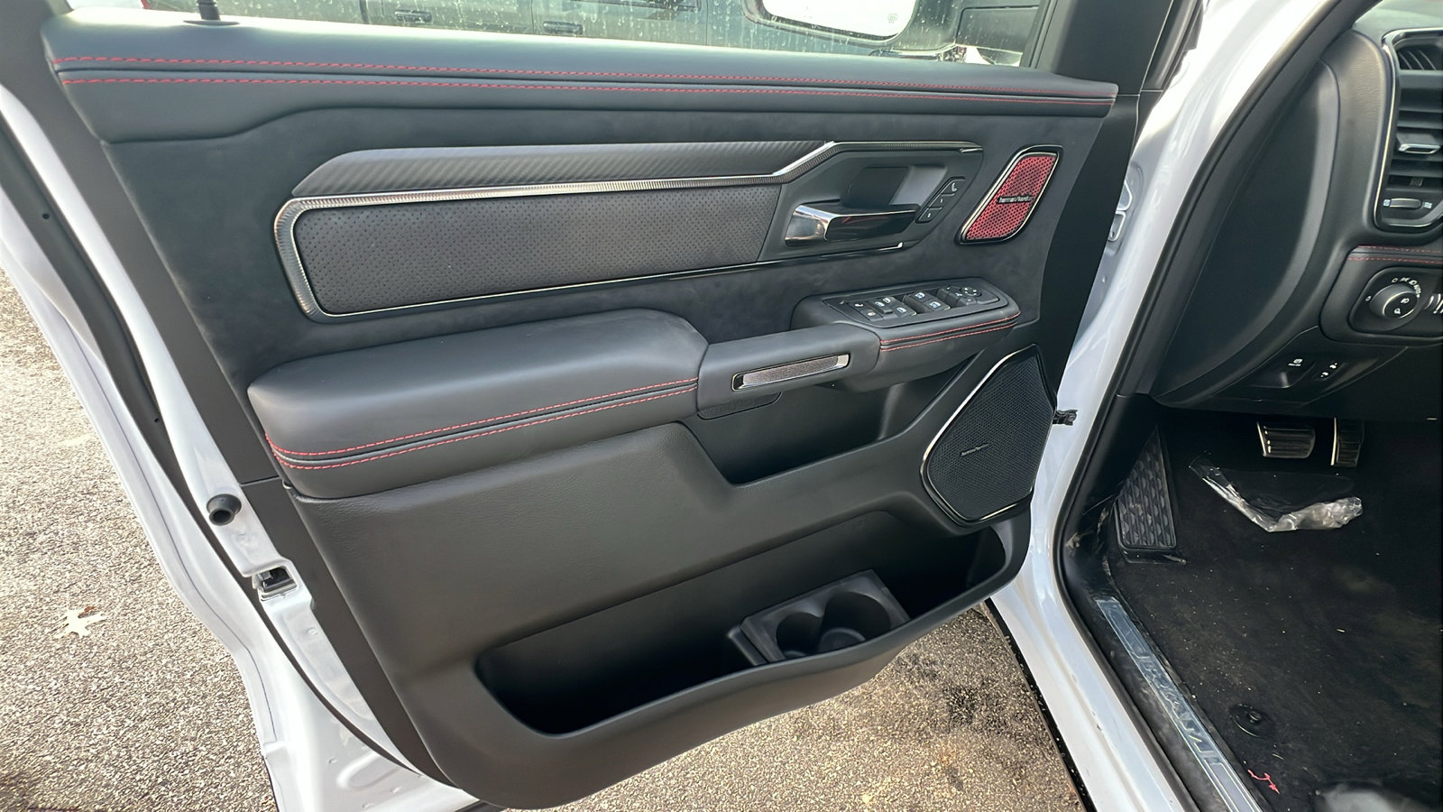 New 2026 RAM 1500 RHO image 14