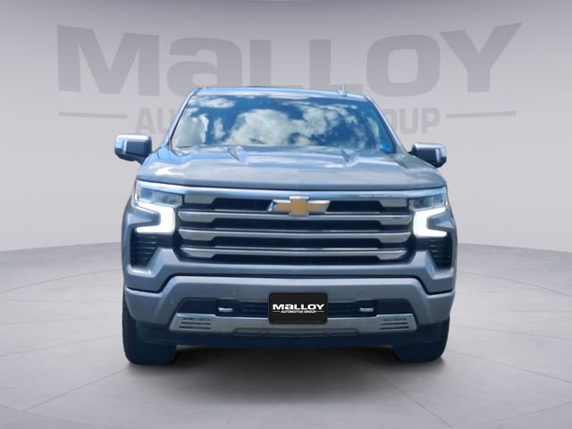 Used 2024 Chevrolet Silverado 1500 High Country w/ Technology Package AWD/4WD image 8