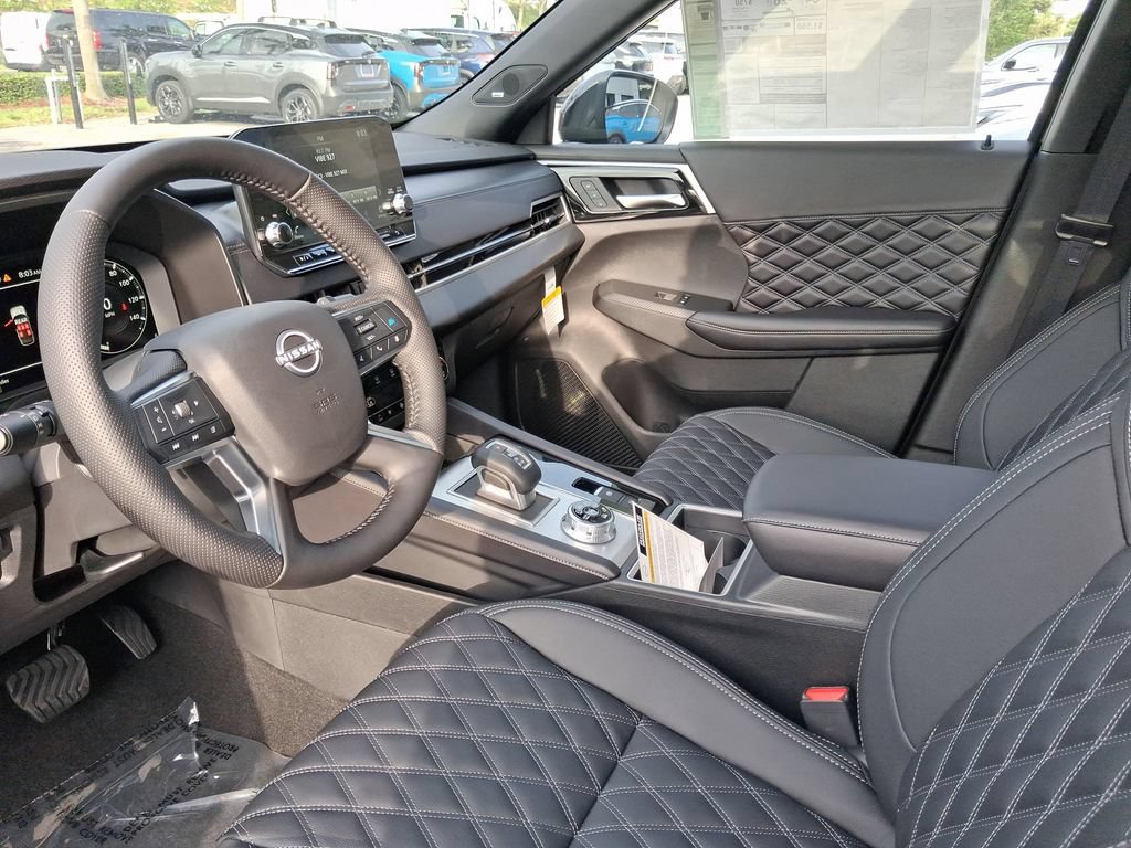 New 2026 Nissan Rogue Platinum AWD/4WD image 7