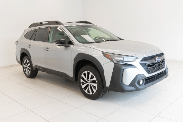 Used 2023 Subaru Outback Premium AWD/4WD image 22