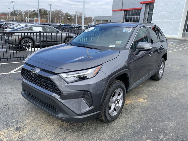 Used 2025 Toyota RAV4 XLE image 1