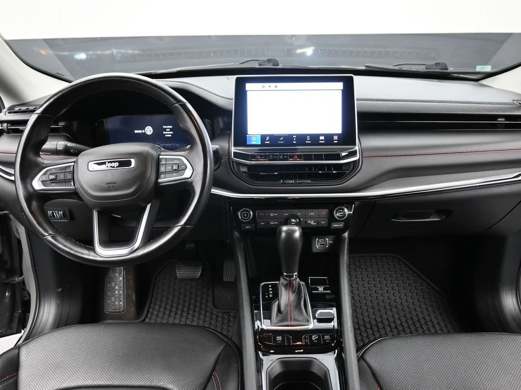 Used 2022 Jeep Compass Trailhawk w/ Trailhawk Elite Group image 14