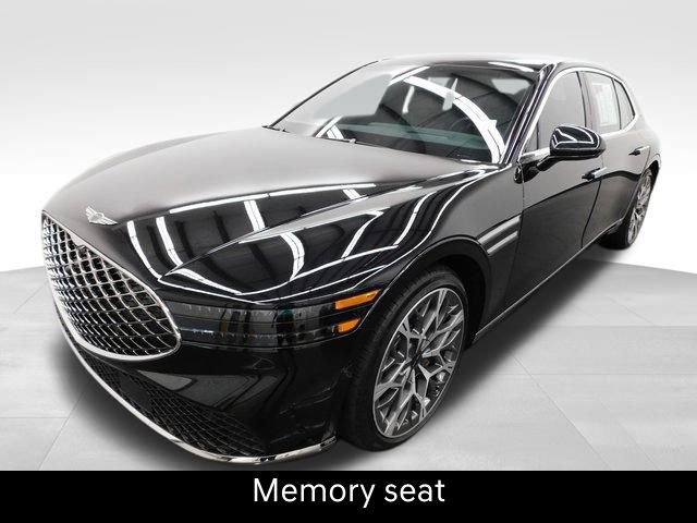 Used 2024 Genesis G90 3.5T image 13