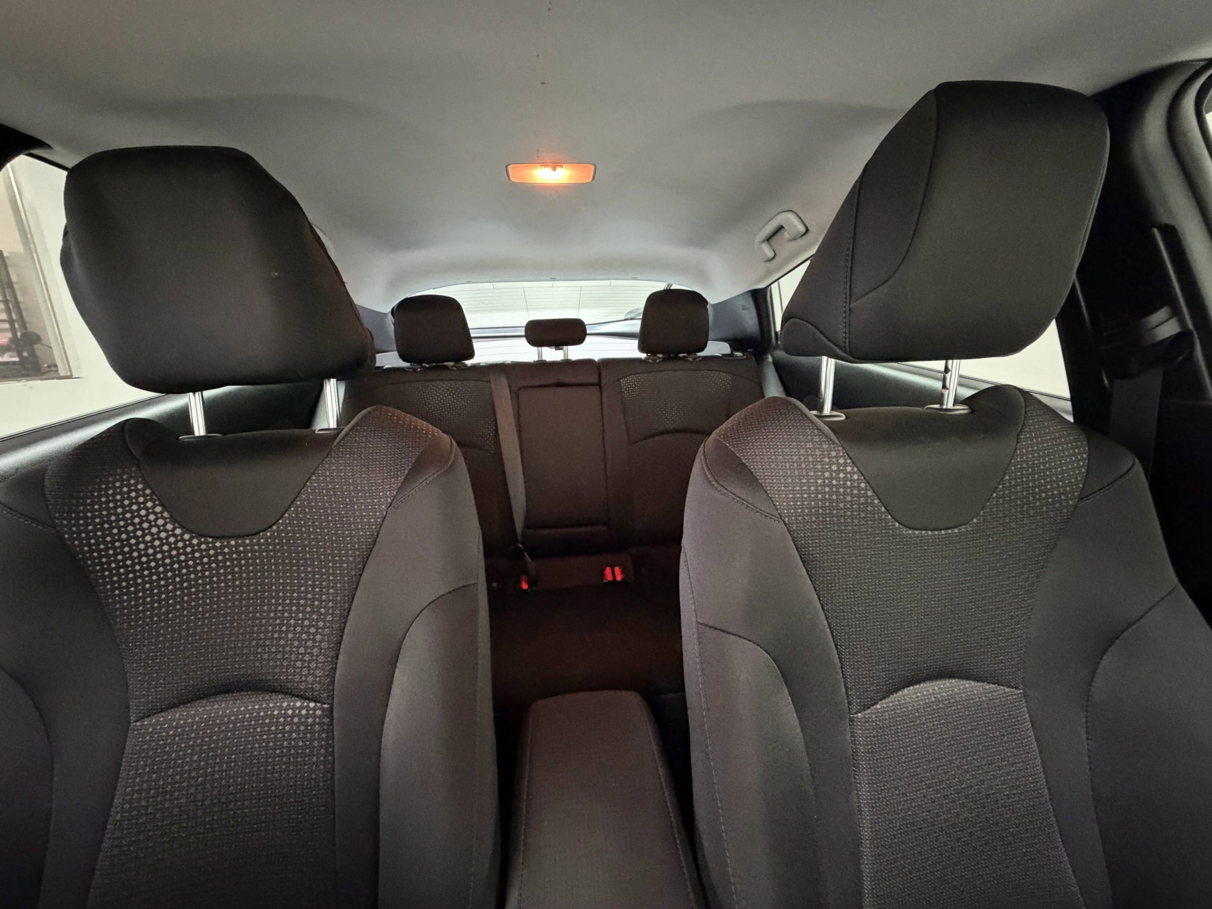 Used 2019 Toyota Prius LE image 9