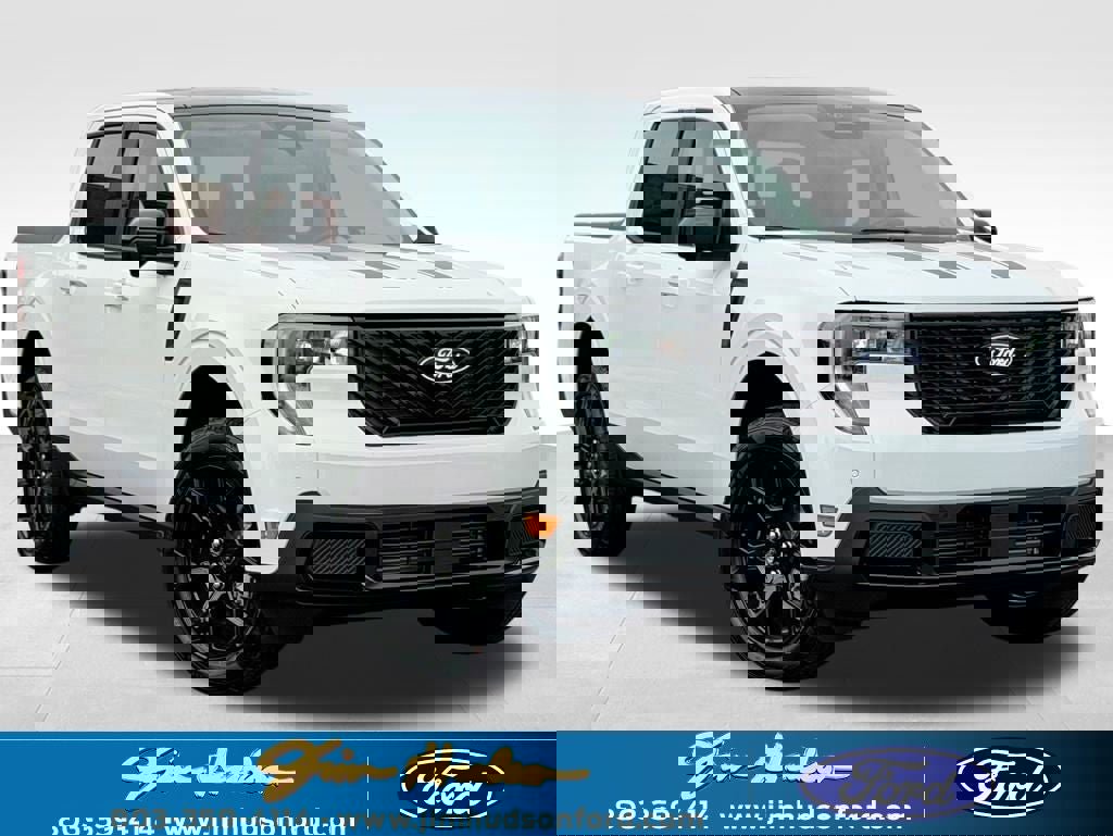 New 2026 Ford Maverick Lariat w/ Black Appearance Package