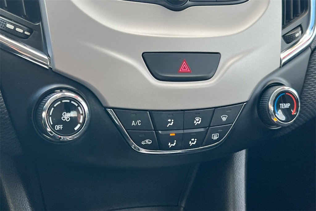 Used 2017 Chevrolet Cruze LS image 18