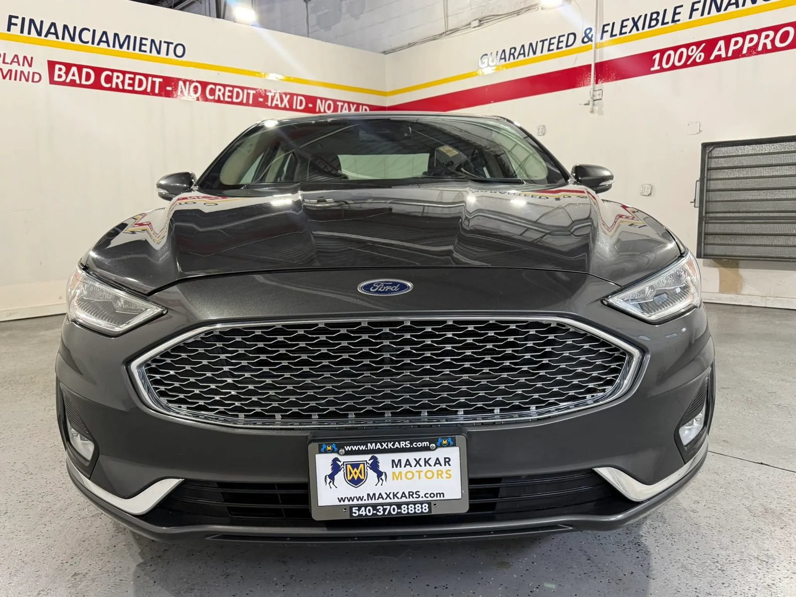 Used 2020 Ford Fusion Titanium FWD image 2