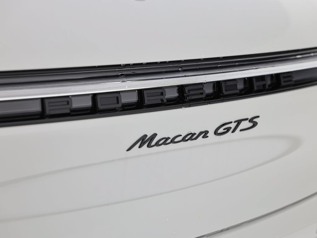 New 2026 Porsche Macan GTS AWD/4WD image 14