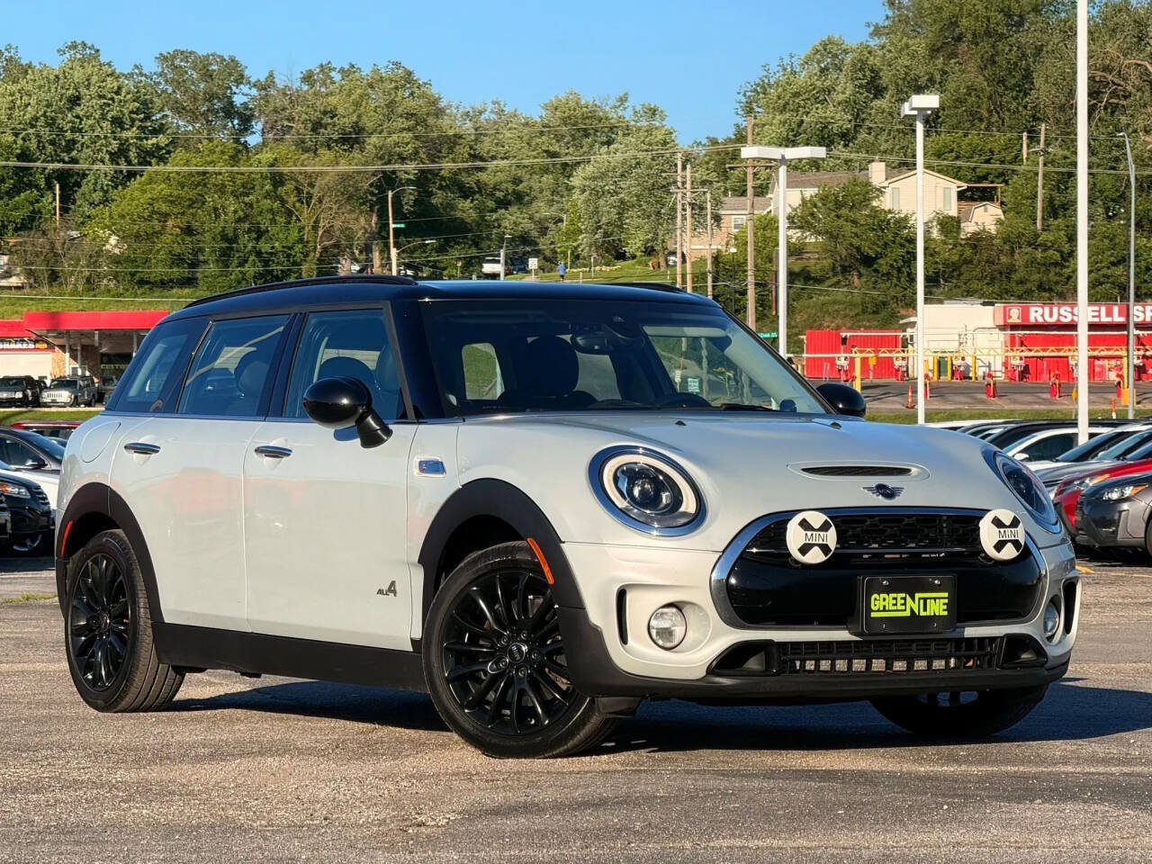 Used 2019 MINI Cooper Clubman S w/ Premium Package AWD/4WD image 1