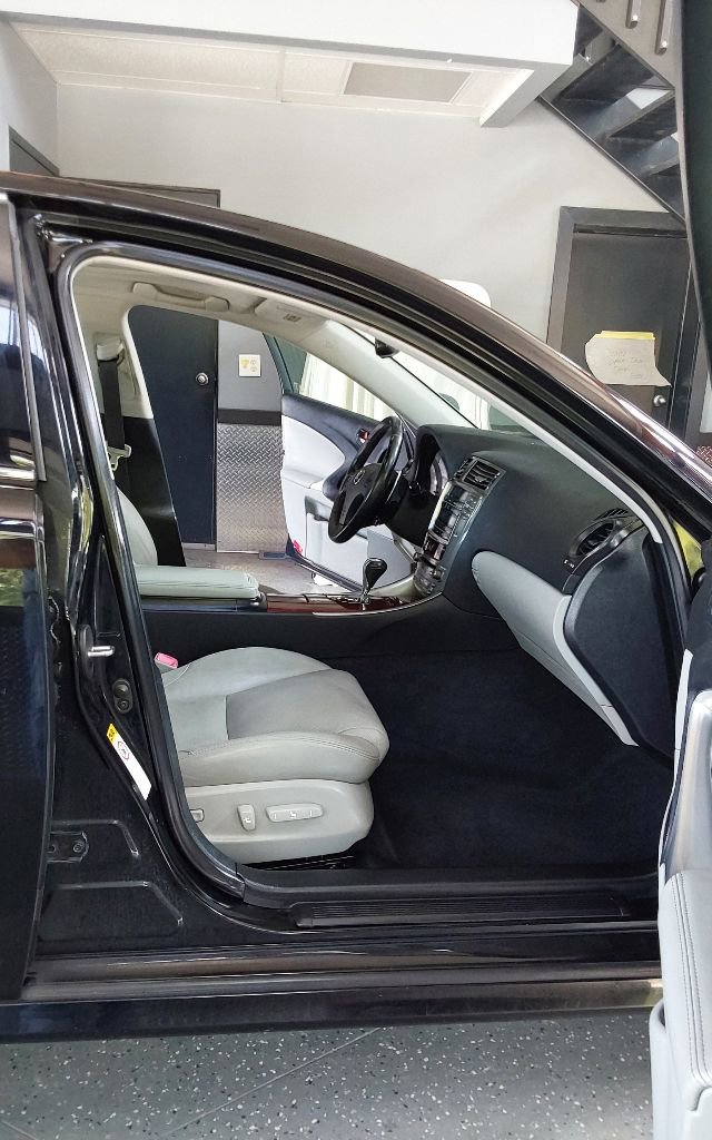 Used 2006 Lexus IS 250 AWD image 13