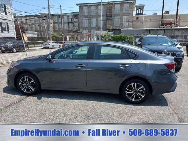 Used 2024 Kia Forte LXS FWD image 2