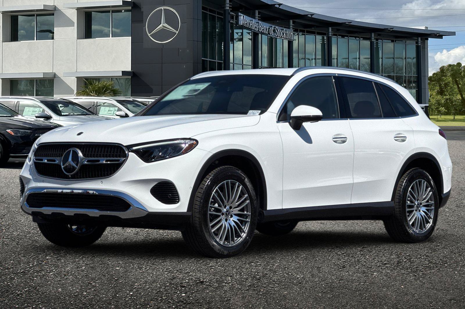 New 2026 Mercedes-Benz GLC 300 4MATIC image 8