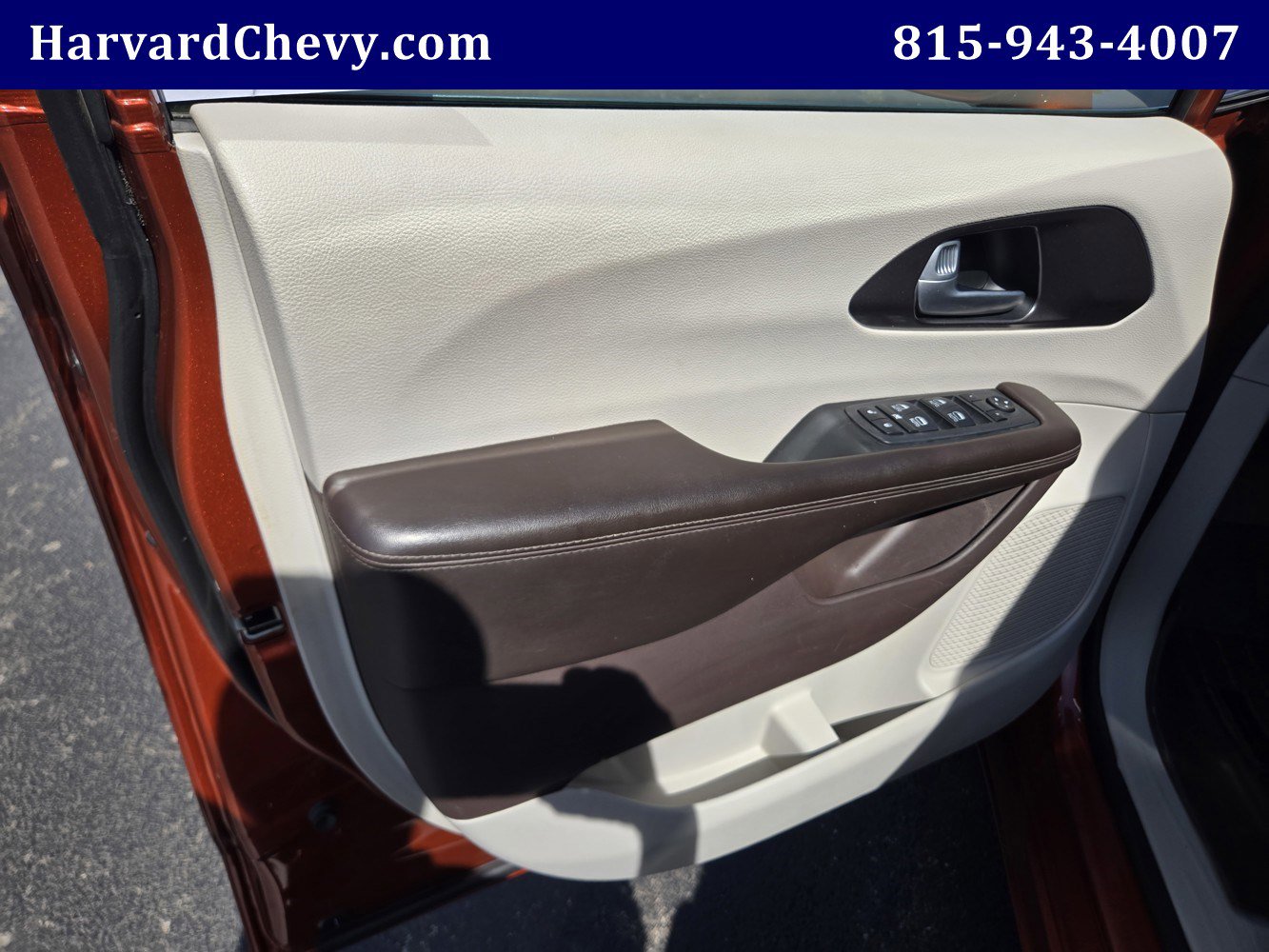 Used 2018 Chrysler Pacifica Touring-L Plus w/ Advanced Safetytec Group FWD image 41