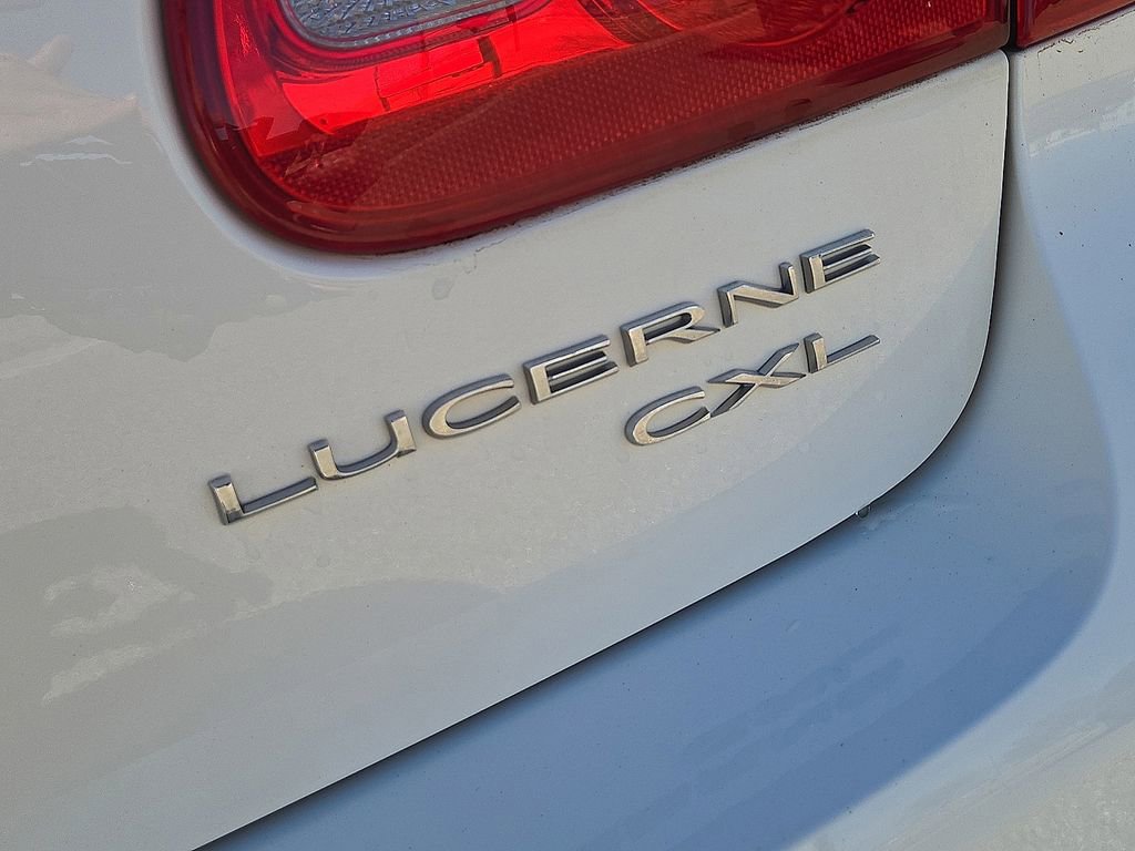 Used 2011 Buick Lucerne CXL image 13