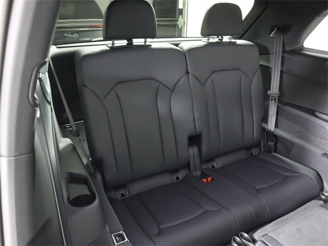 New 2025 Audi Q7 3.0T Premium Plus image 24
