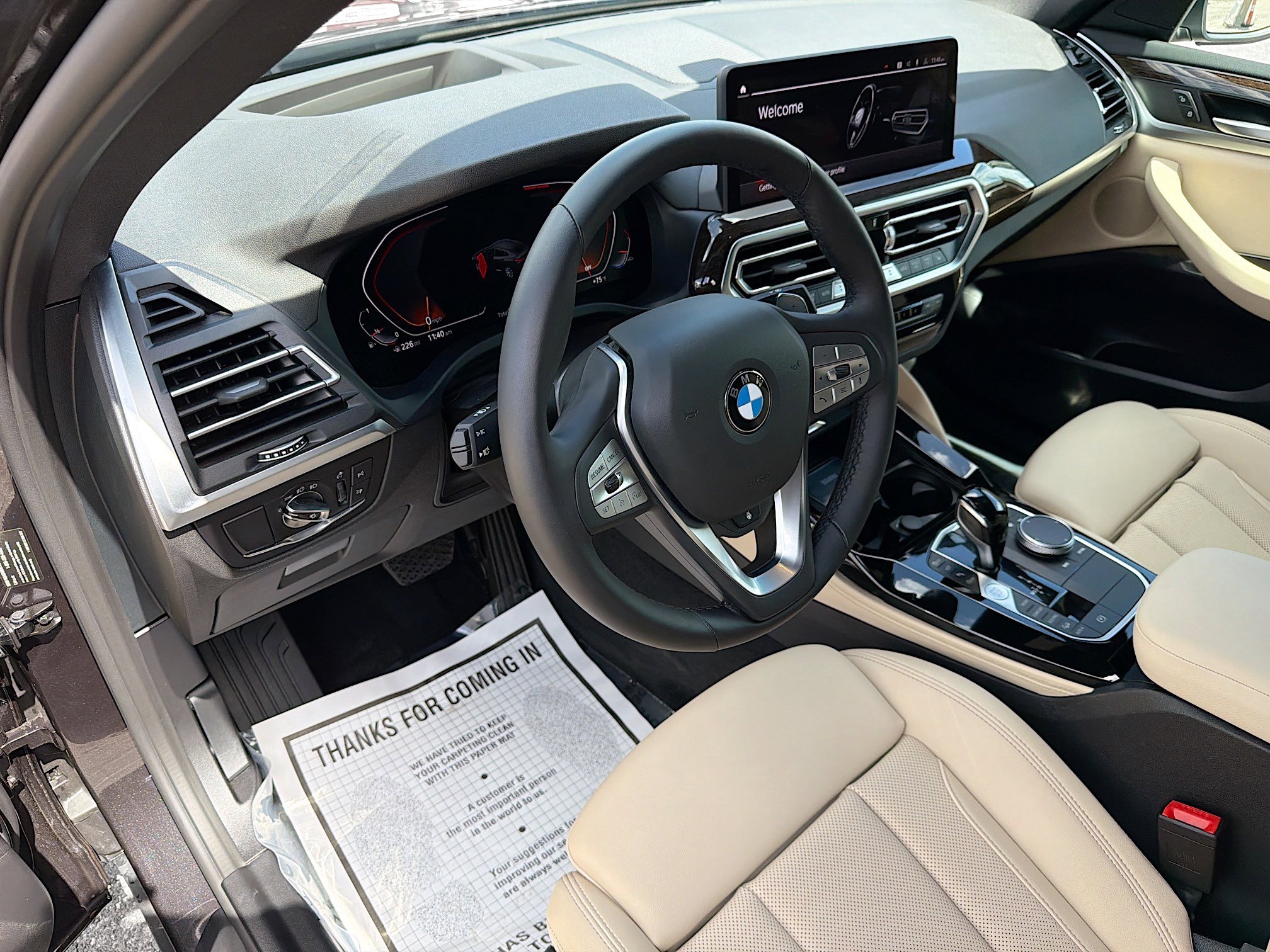 Used 2025 BMW X4 xDrive30i image 26