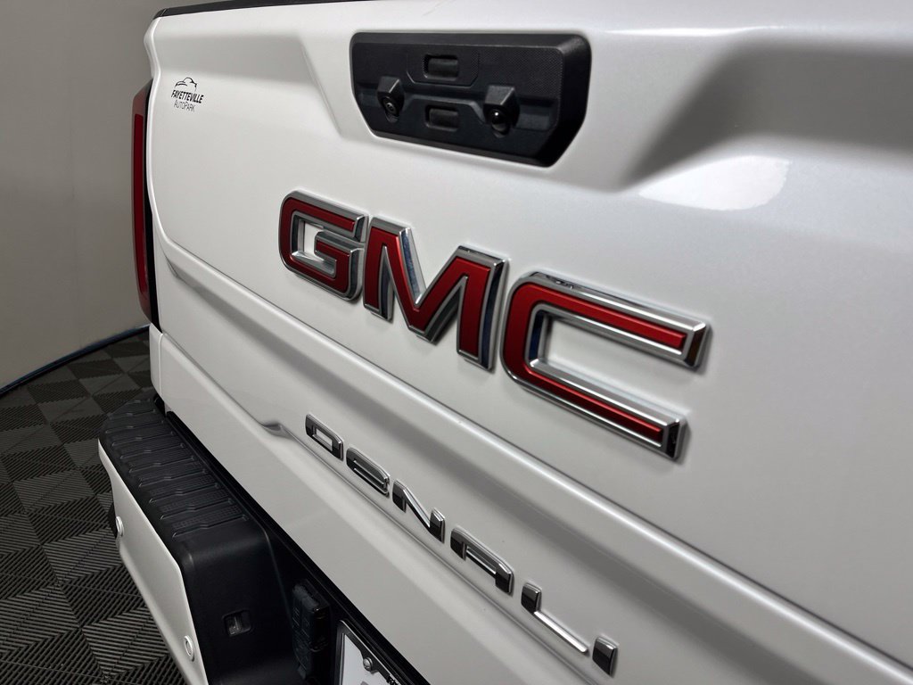 Certified 2024 GMC Sierra 1500 Denali w/ Denali Reserve Package AWD/4WD image 4