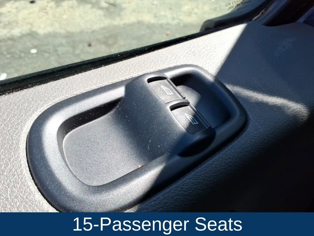 Used 2023 Ford Transit 350 XLT image 18