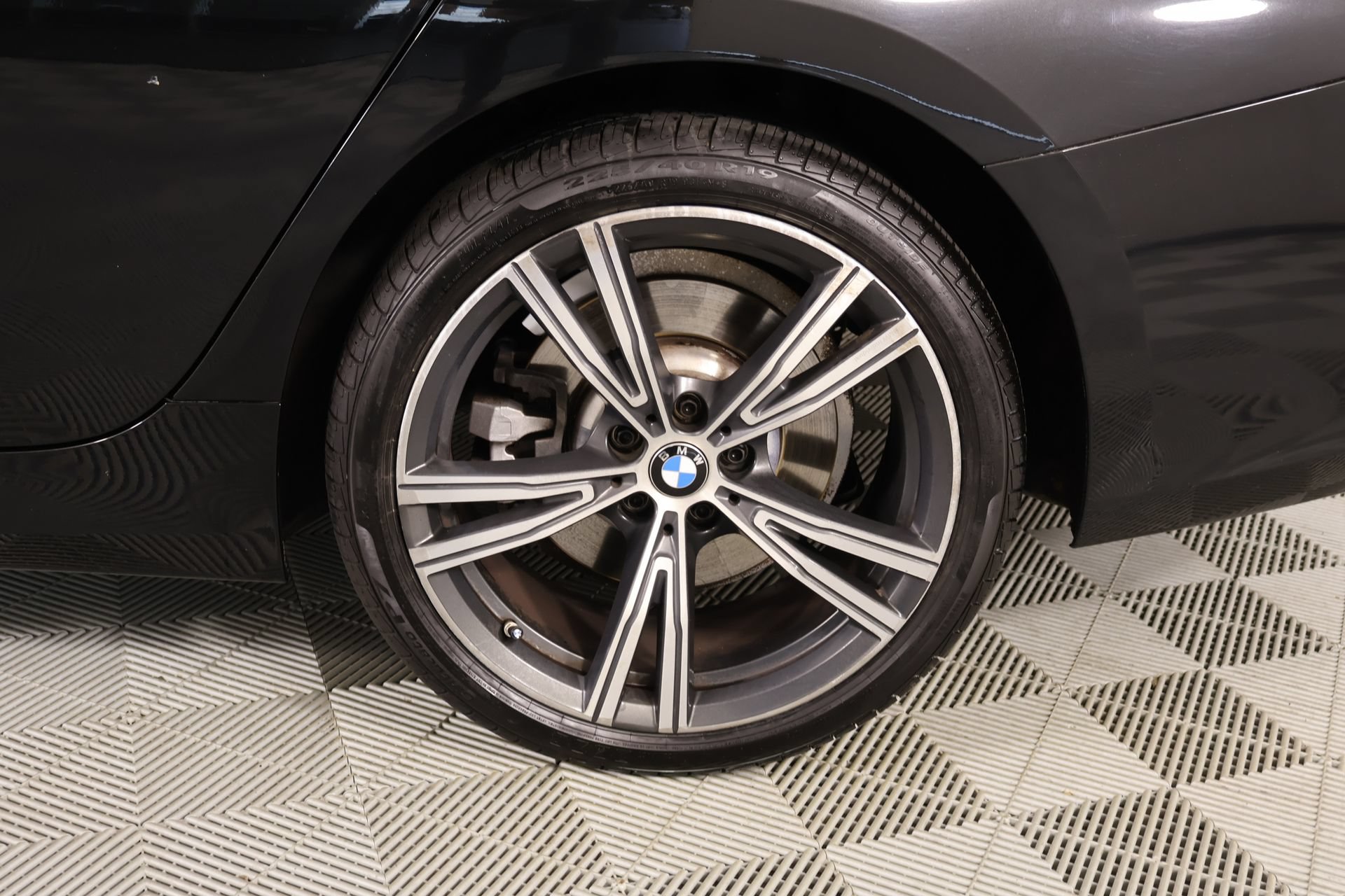 Used 2019 BMW 330i xDrive Sedan w/ Premium Package AWD/4WD image 20