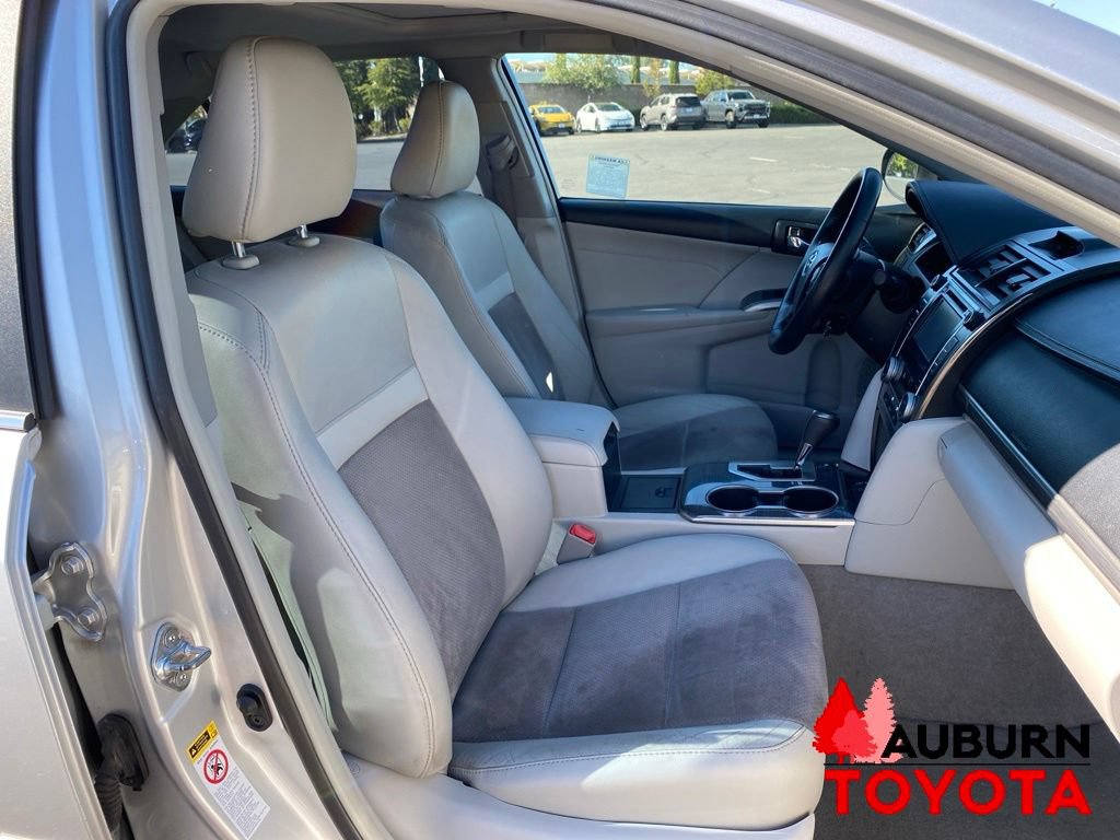 Used 2013 Toyota Camry XLE w/ Leather Pkg FWD image 13