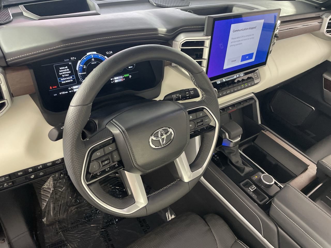 Used 2025 Toyota Sequoia Capstone image 12