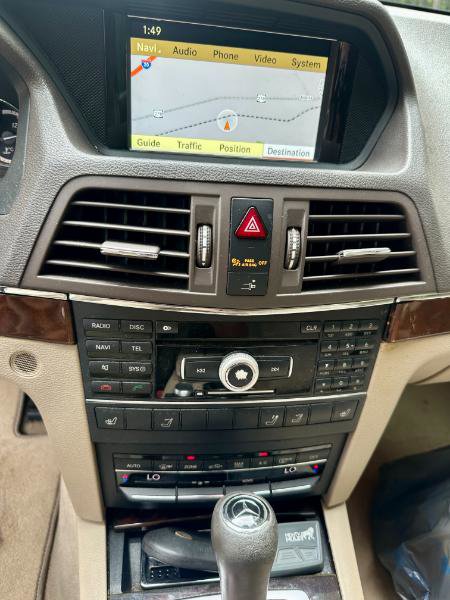 Used 2011 Mercedes-Benz E 350 Cabriolet image 7