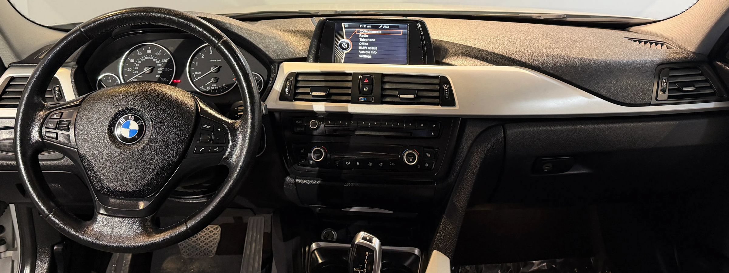 Used 2012 BMW 328i Sedan RWD image 25