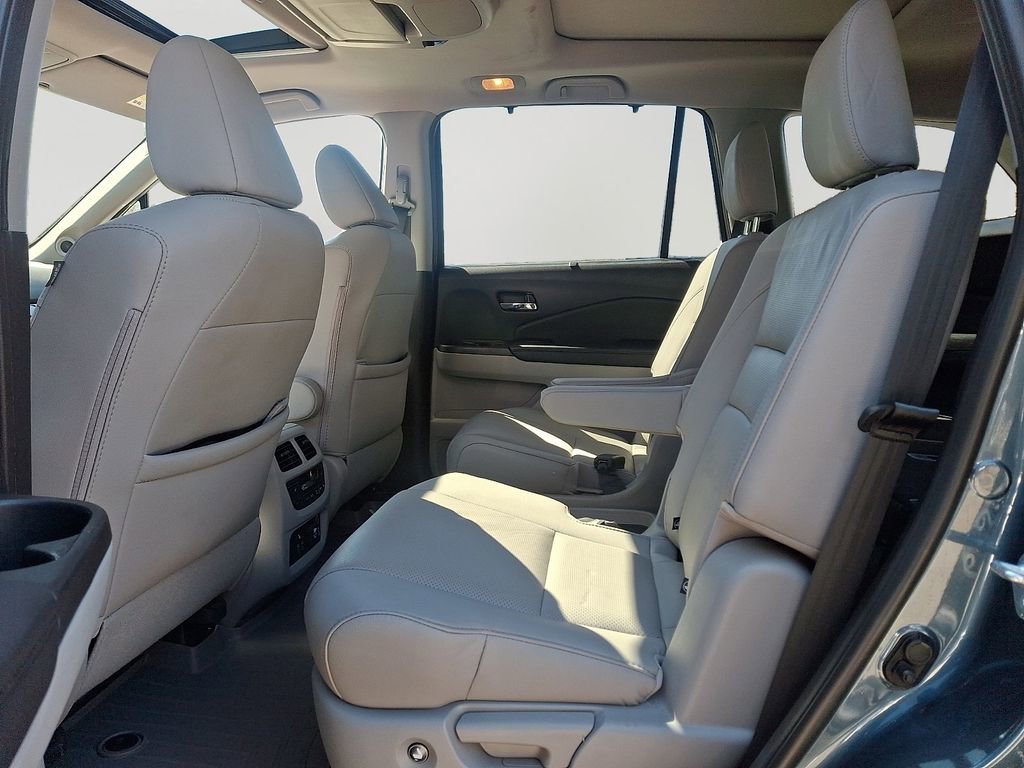 Used 2021 Honda Pilot Elite image 8