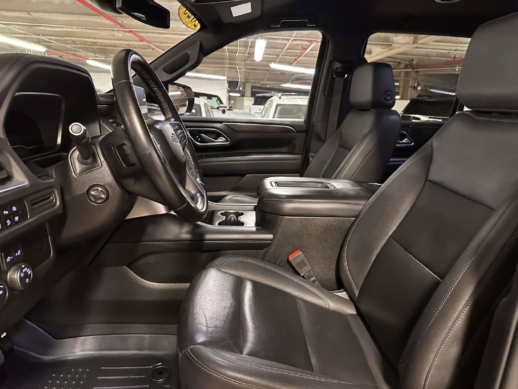 Used 2023 Chevrolet Tahoe Z71 w/ Luxury Package AWD/4WD image 14