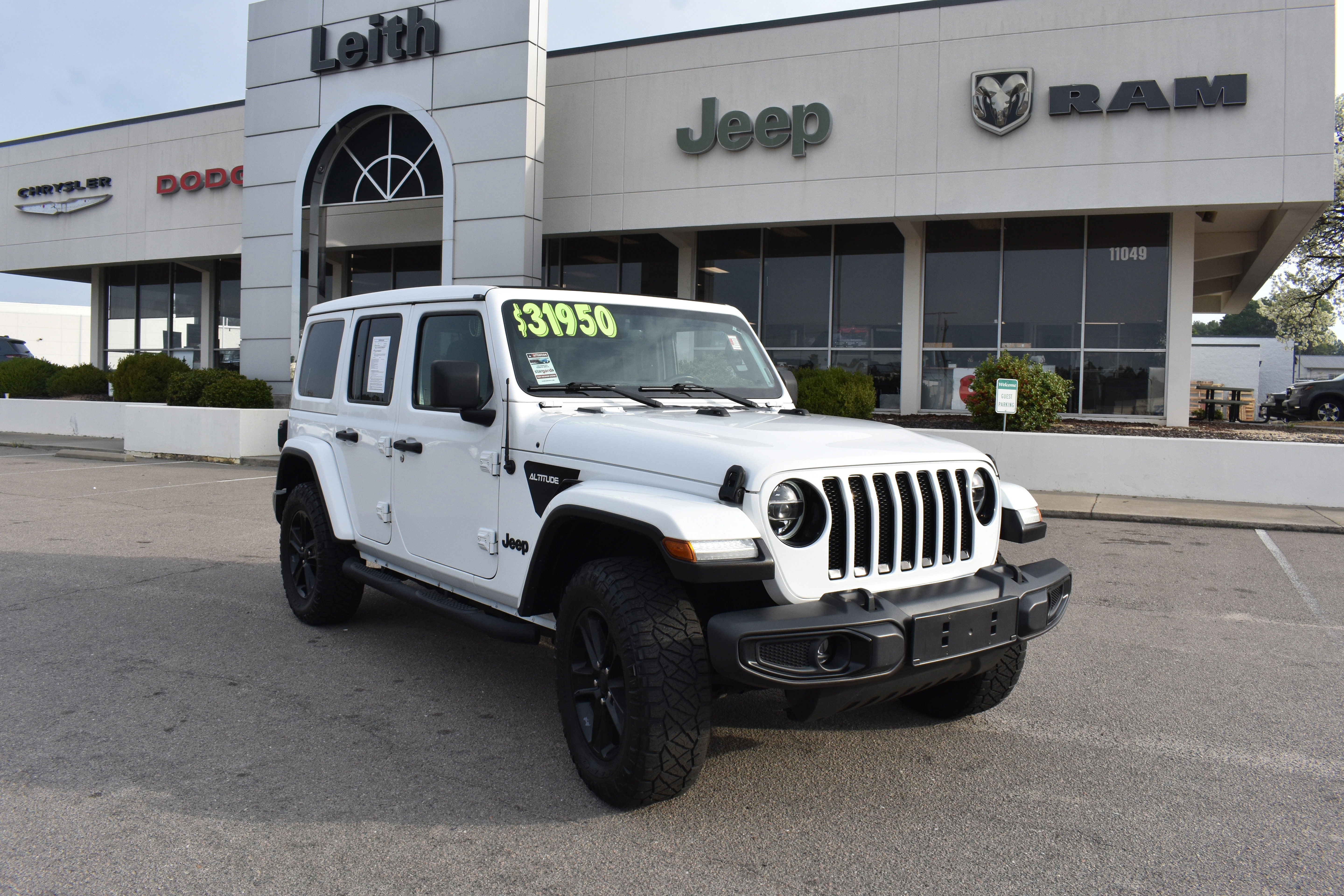 Used 2019 Jeep Wrangler Unlimited Sahara image 1