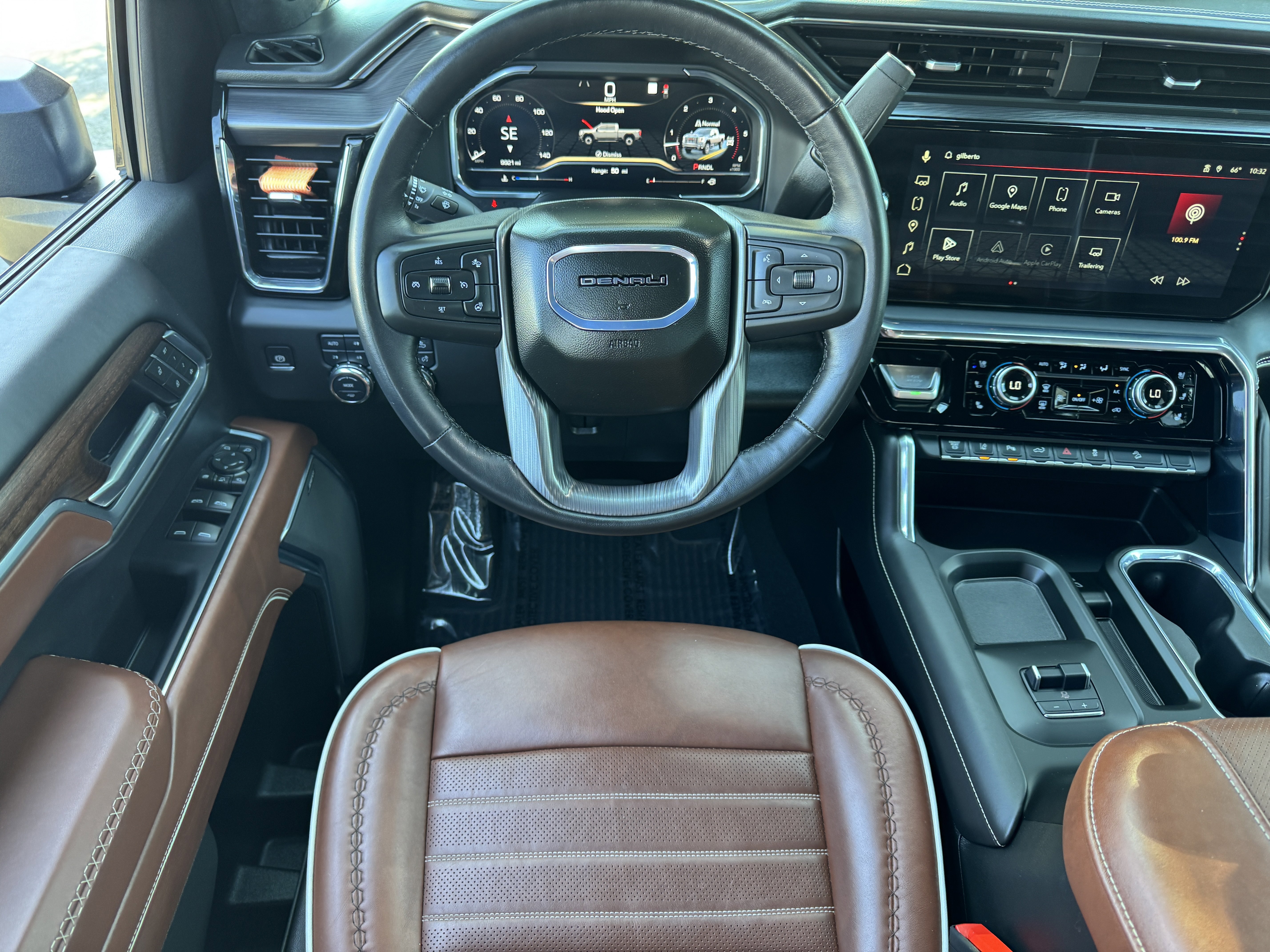 Used 2025 GMC Sierra 2500 Denali Ultimate w/ Max Trailering Package image 18