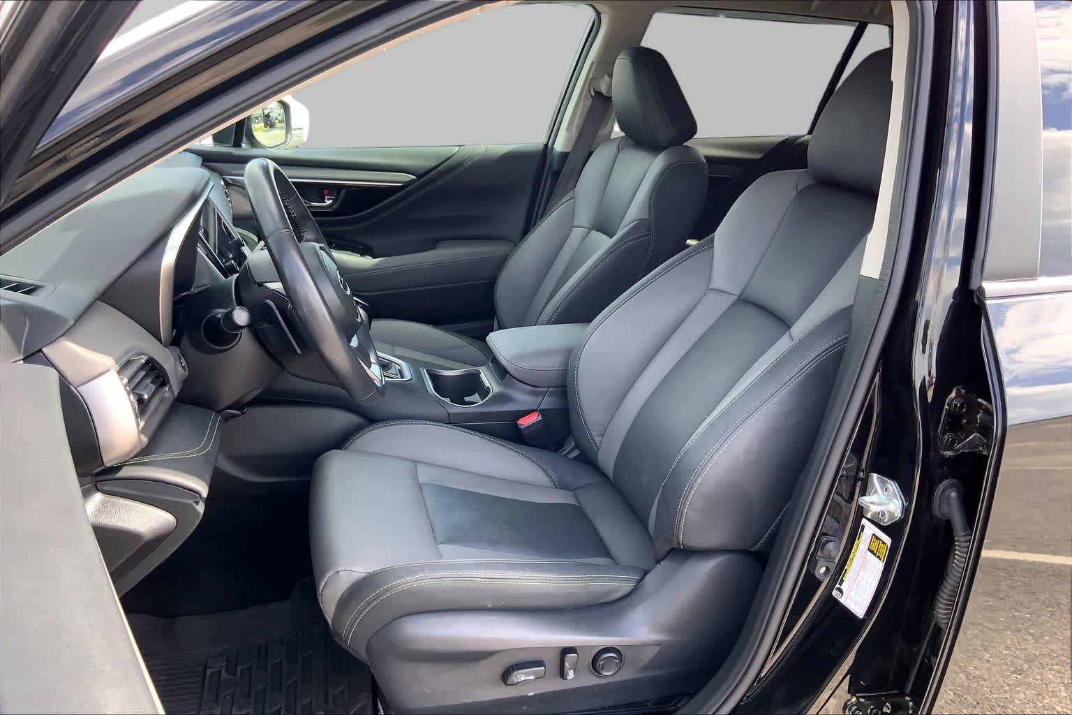 Used 2023 Subaru Outback Onyx Edition AWD/4WD image 8
