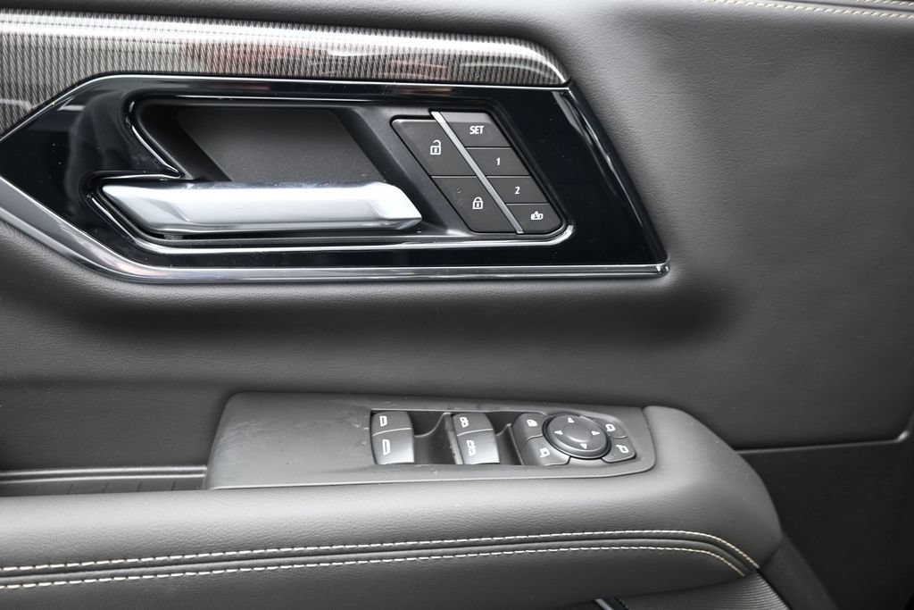New 2027 GMC Yukon XL Elevation AWD/4WD image 10