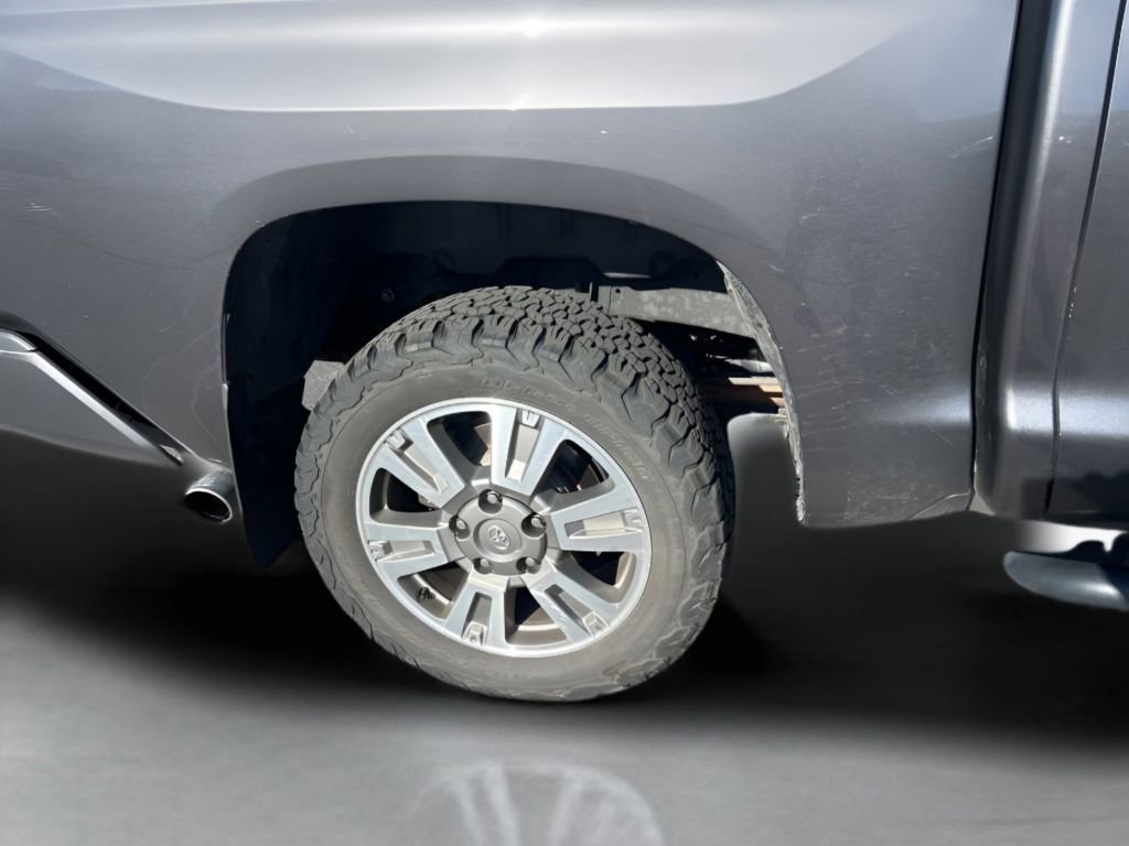 Used 2017 Toyota Tundra Platinum image 14
