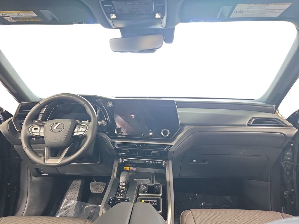 Used 2025 Lexus TX 350 AWD w/ Technology Package image 9