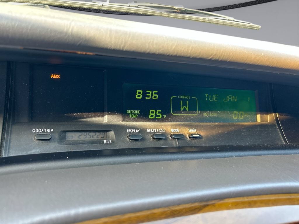 Used 2004 Toyota Avalon XL FWD image 28