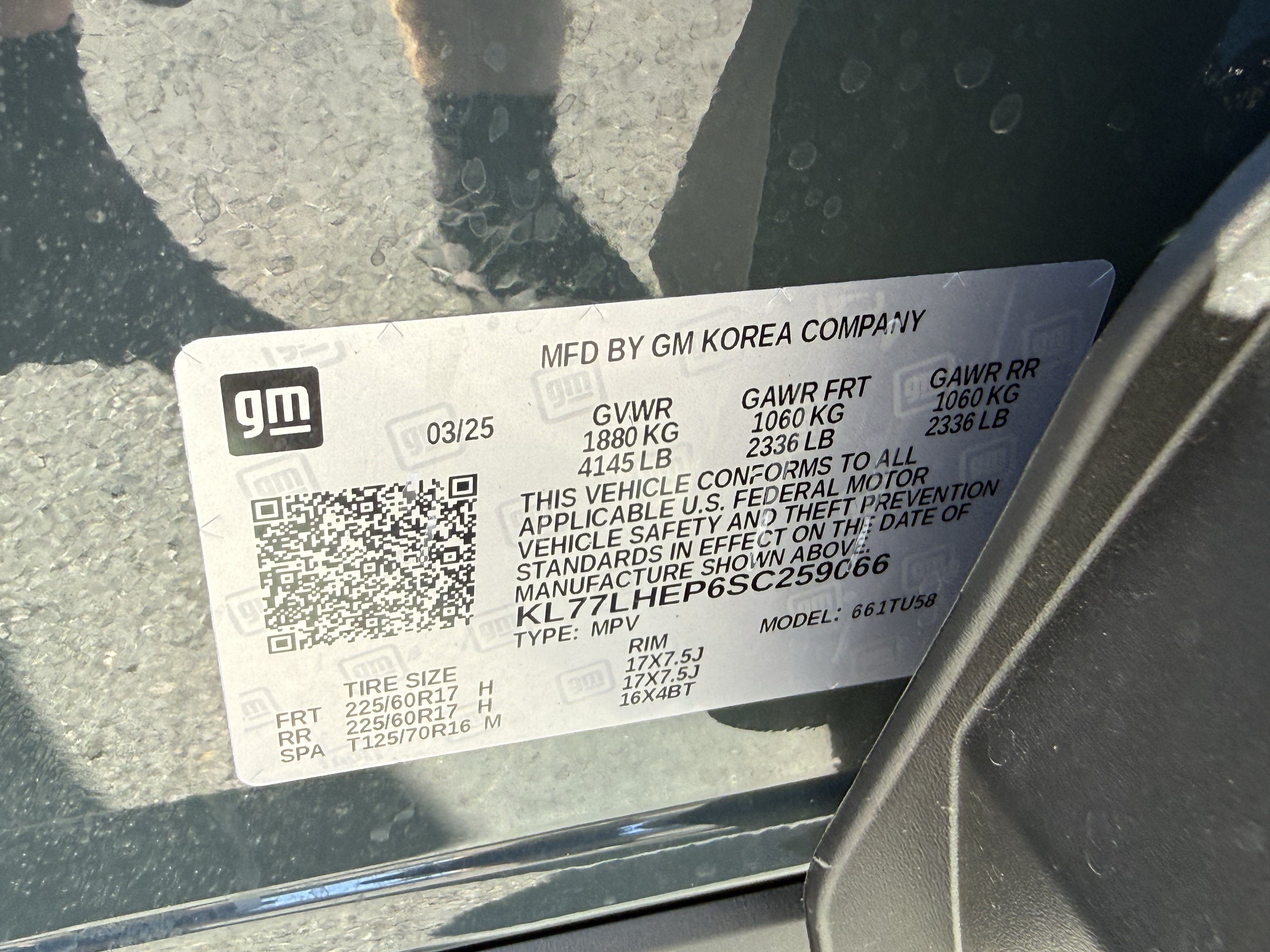 Used 2025 Chevrolet Trax LT w/ LT Convenience Package FWD image 36