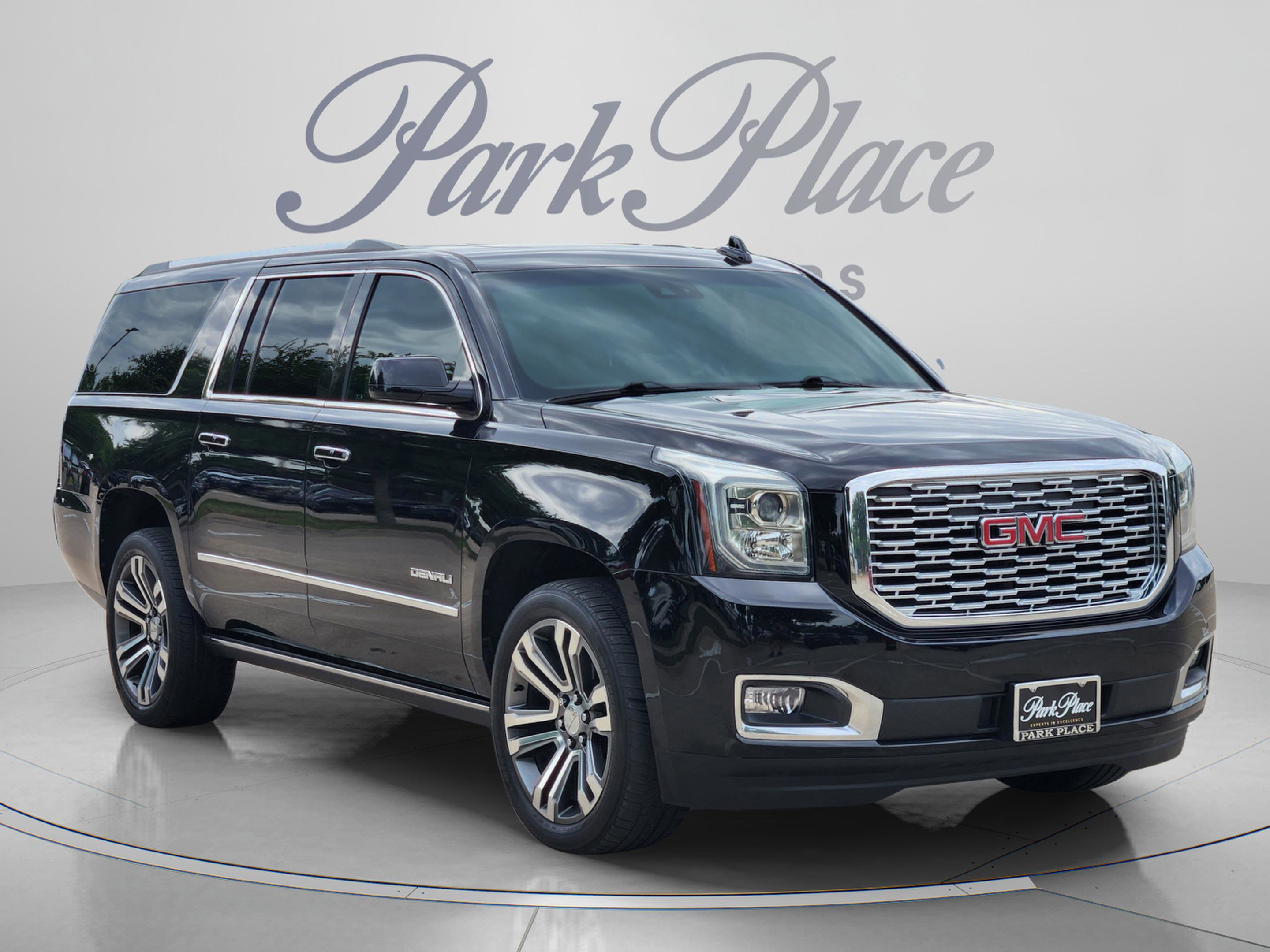 Used 2019 GMC Yukon XL Denali w/ Denali Ultimate Package AWD/4WD image 4