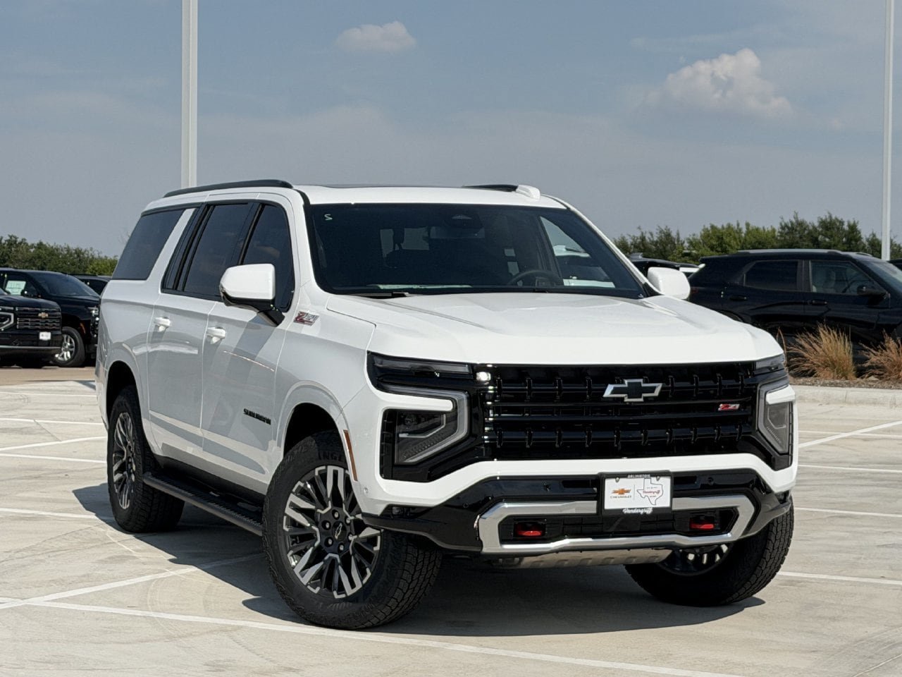 New 2026 Chevrolet Suburban Z71 w/ Z71 Off-Road Package AWD/4WD image 2