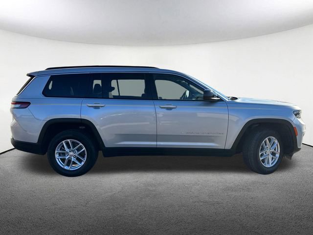 Used 2024 Jeep Grand Cherokee L Laredo AWD/4WD image 15