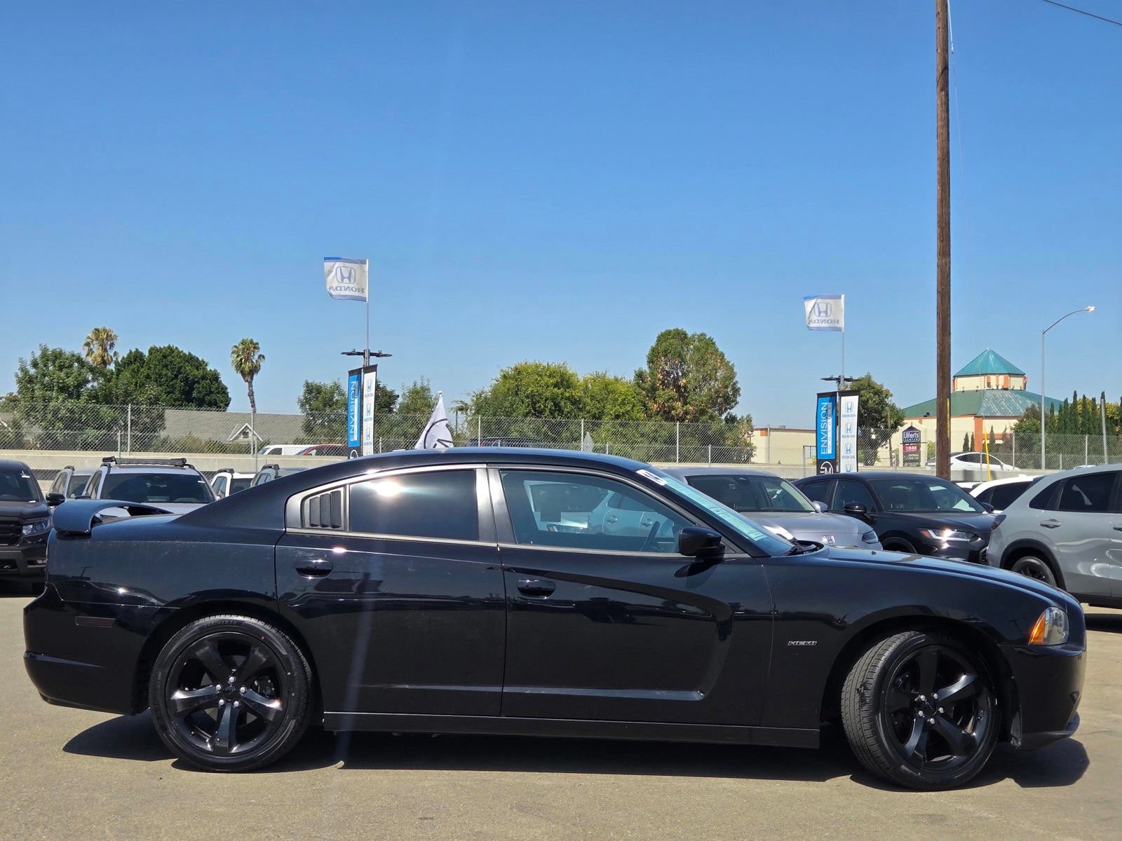 Used 2014 Dodge Charger R/T RWD image 8