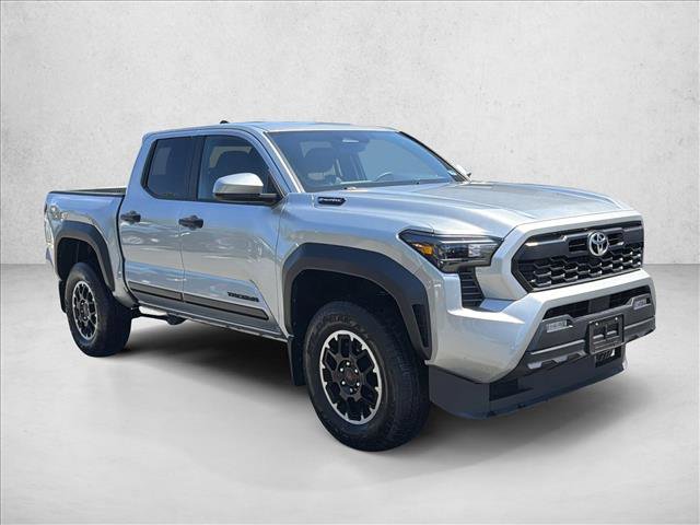 Certified 2025 Toyota Tacoma TRD Off-Road AWD/4WD image 3