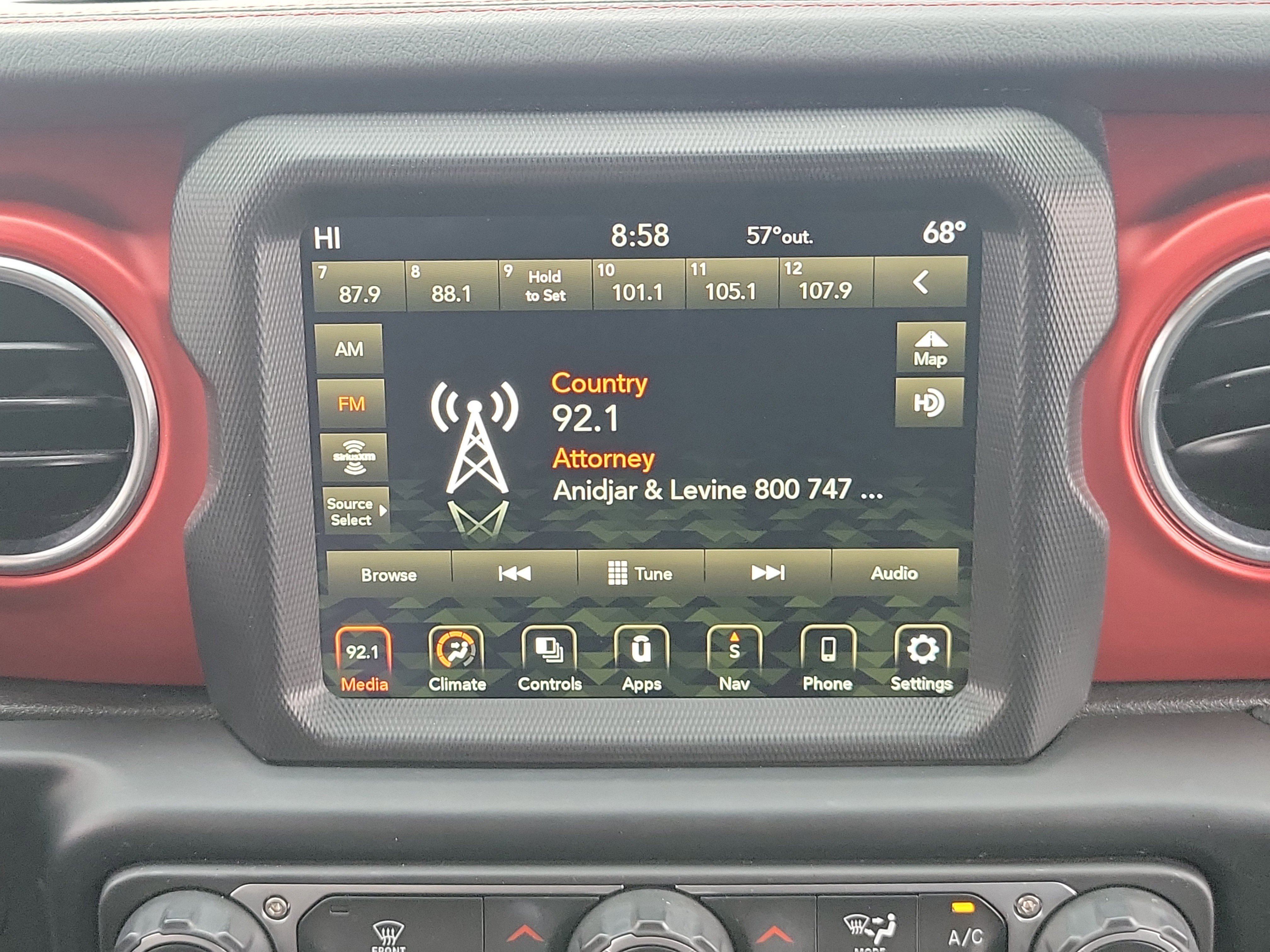 Used 2023 Jeep Gladiator Rubicon w/ LED Lighting Group image 17