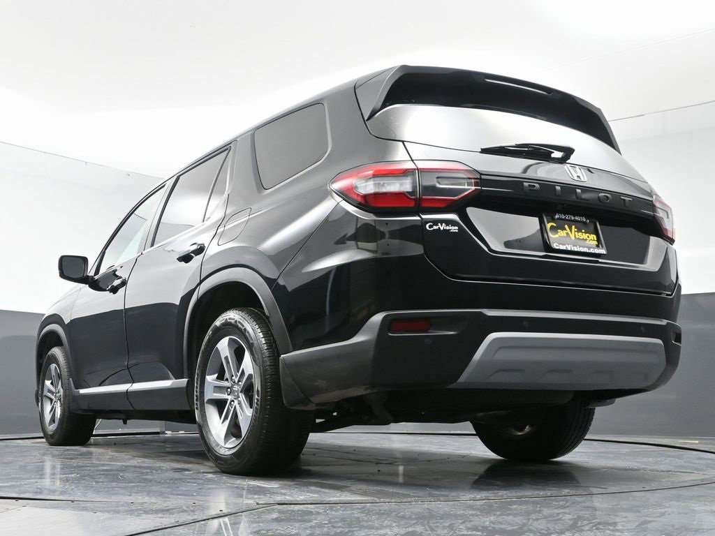 Used 2025 Honda Pilot EX-L image 53