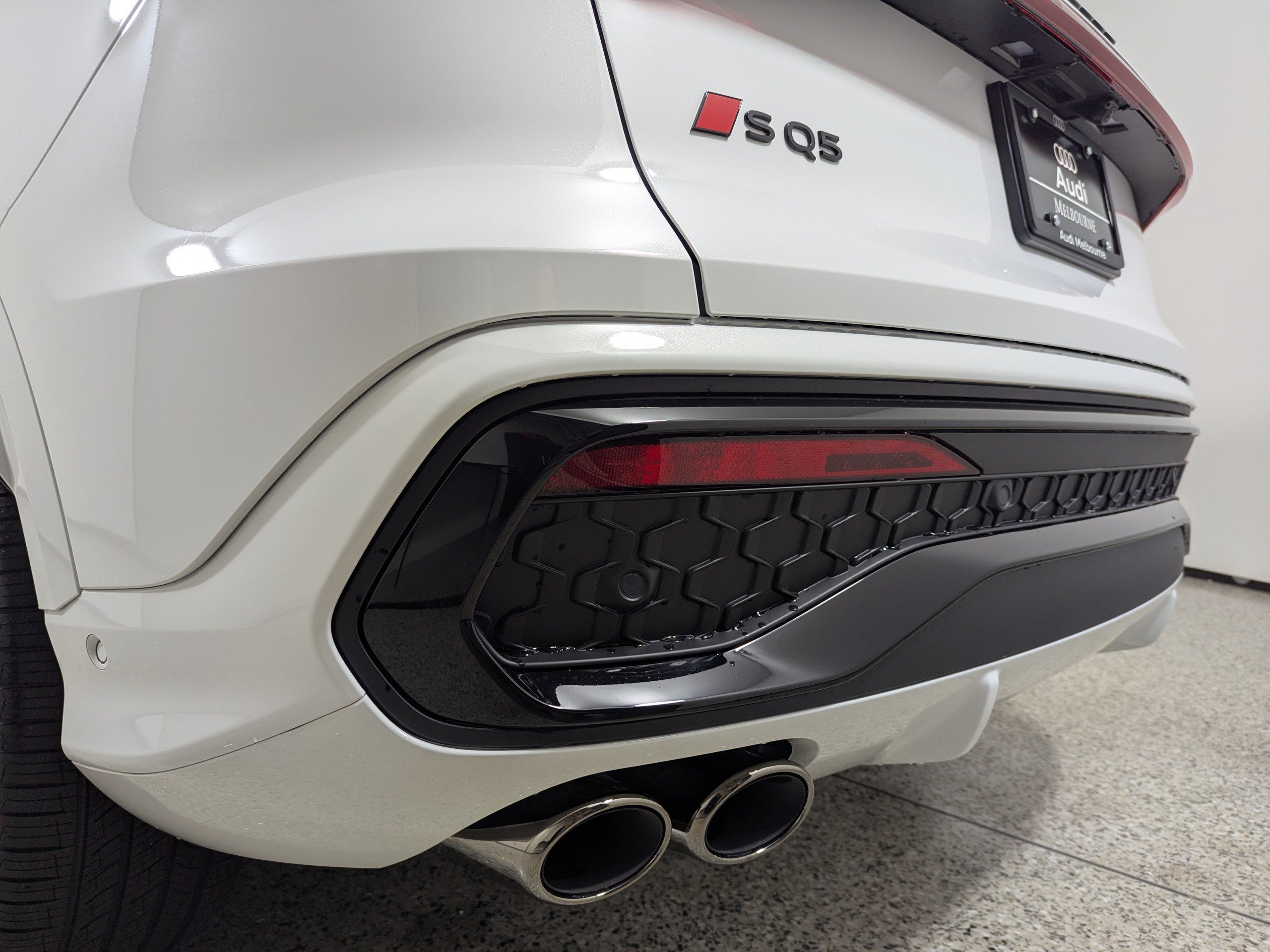 New 2026 Audi SQ5 Premium Plus AWD/4WD image 9